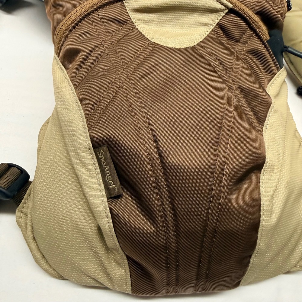 CamelBak SnoAngel Hydration Pack Brown Tan Antifreeze Winter Sports Backpack - Picture 2 of 6